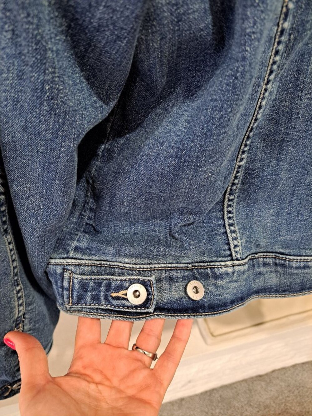 Torrid 2XL Denim Trucker Jacket With Faux Sherpa Collar Lined Winter Warm - Picture 6 of 11